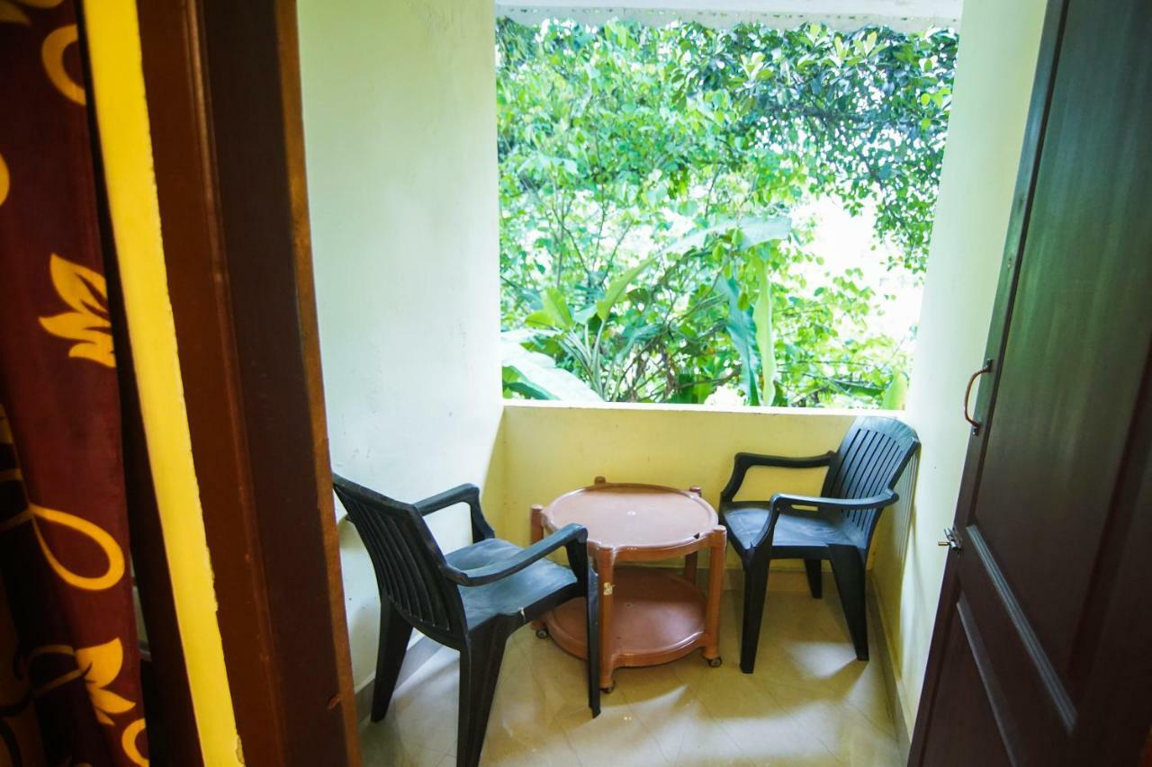 Lamond Holidays Munnar Exterior photo